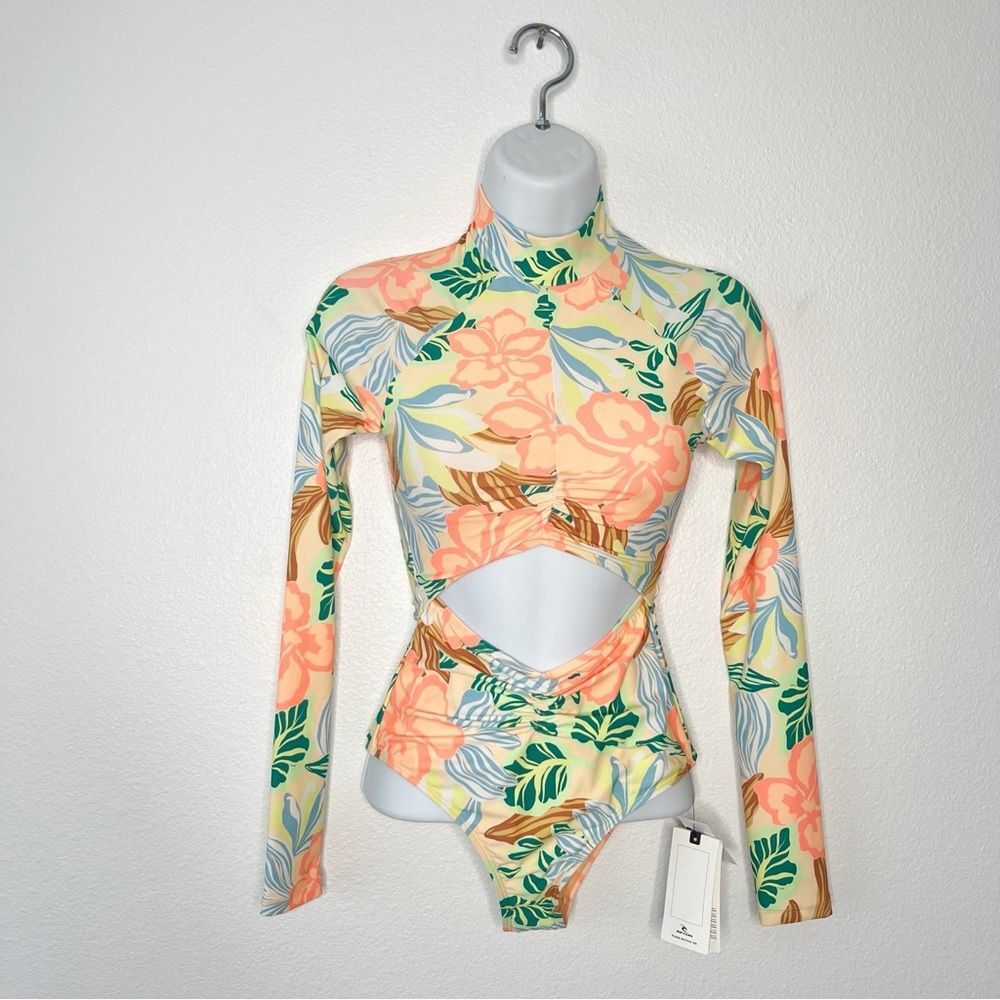 Rip Curl Follow The Sun Long Sleeve Surfsuit in Light Orange Swimsuit XXS NEW